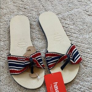 New Havaianas sandals